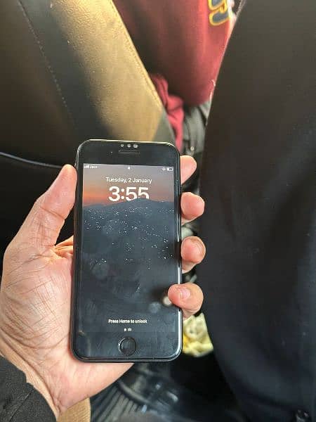 Iphone Se 2020 urgent sale 2