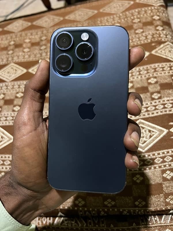 iPhone 15 pro 2