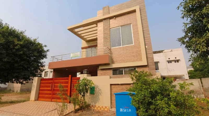 Ideal House For Sale In Bahria Orchard Phase 1 - Southern 2