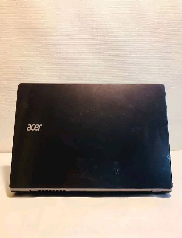 Acer Laptop 4/128 Windows Version 1