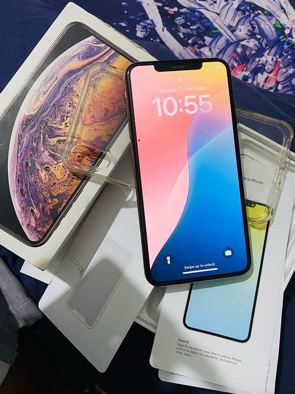 iphone xs max 64gb pta approved 10