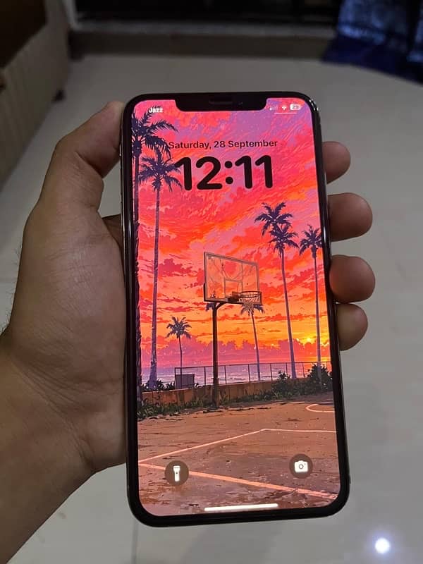 iphone xsmax 256 gb pta good condition 1