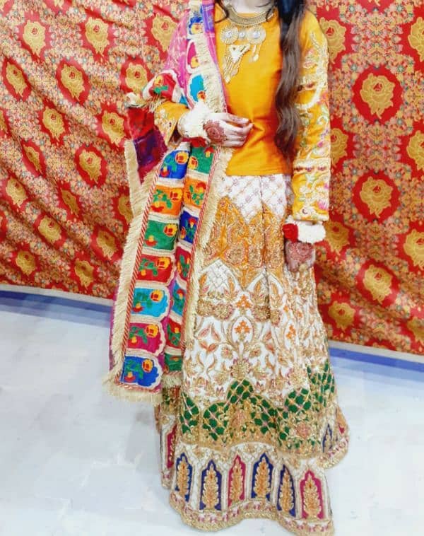 mehndi dress 0