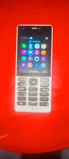 Nokia 150 one hand use only