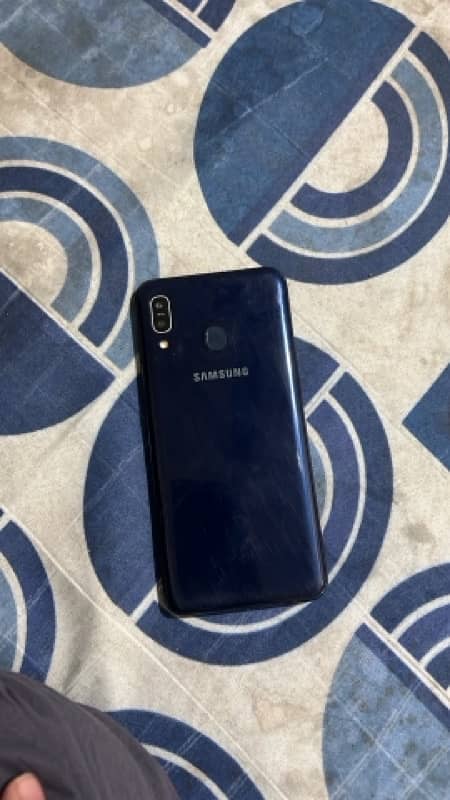 I want to sell my galaxy a20 4