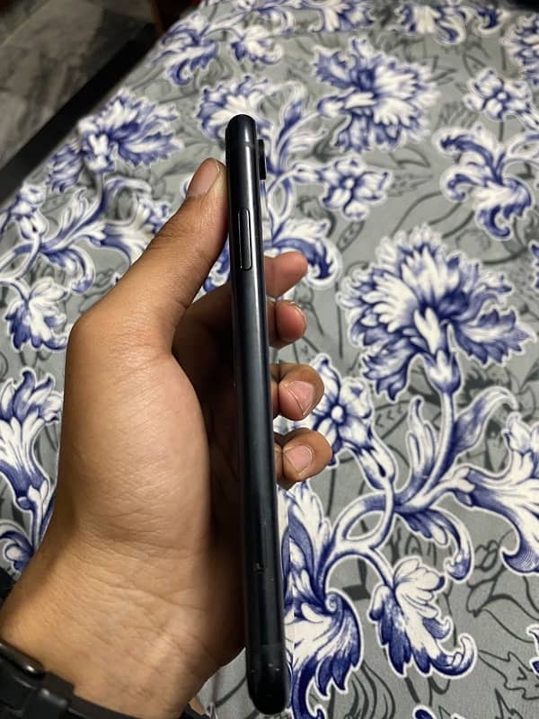 iphone xr non pta 4