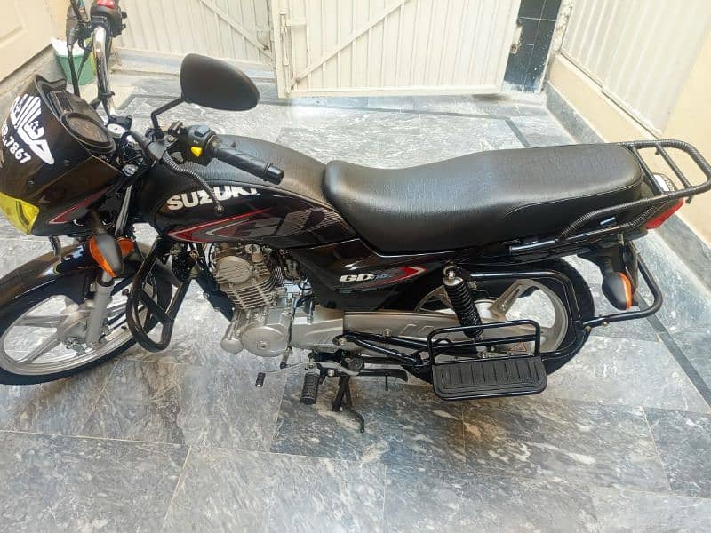 Suzuki GD110S 1