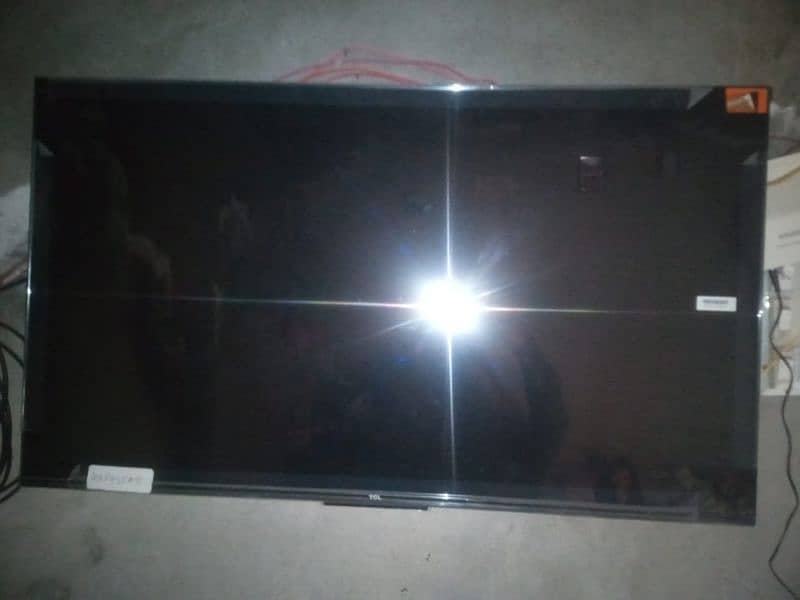 TCL Google tv 43 inc model p635 9