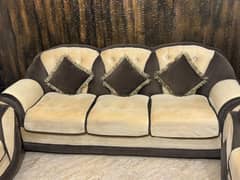 Sofa set with cushion