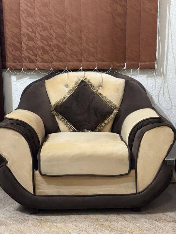 Sofa set with cushion 1