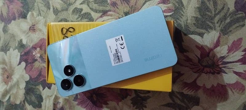 realme c51 complete saman 1