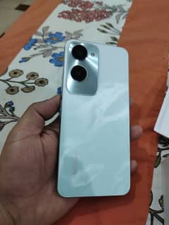 Vivo Y18 4/128 GB. . 1 week used