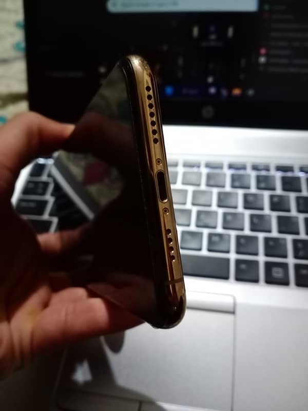 IPhone Xs Max Gold 64GB Dual PTA Approved: 2