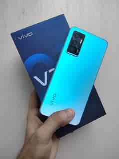 Vivo V23e with box & original fast charger  8+4 gb ram 128 gb rom