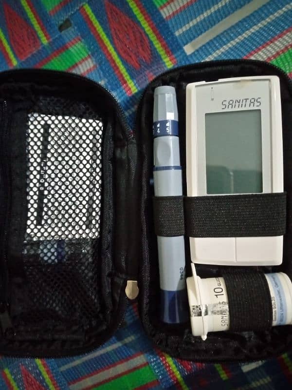 SANITAS Glucose Meter (Germany) 0