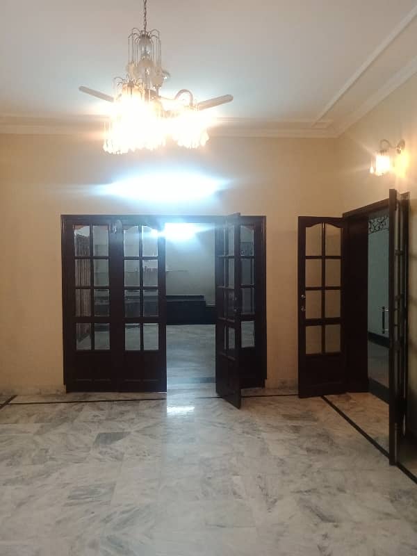 1 kanal 3 bed lower portion for rent in dha phase 2 near lums lahore 11