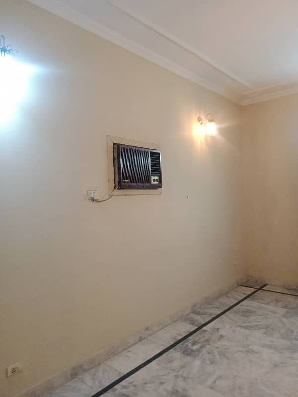 1 kanal 3 bed lower portion for rent in dha phase 2 near lums lahore 13