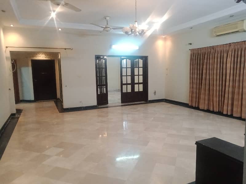 1 kanal 3 bed lower portion for rent in dha phase 2 near lums lahore 14