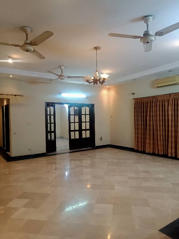 1 kanal 3 bed lower portion for rent in dha phase 2 near lums lahore 22