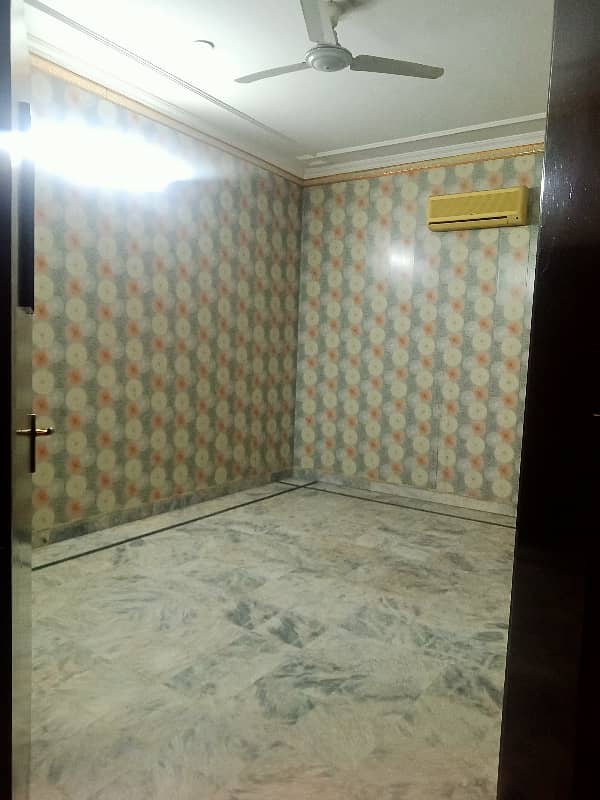 1 kanal 3 bed lower portion for rent in dha phase 2 near lums lahore 27