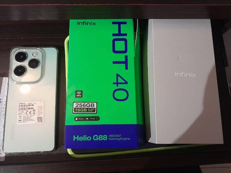 INFINIX HOT 40 + NFC  16GB/256GB PTA APPROVED 9