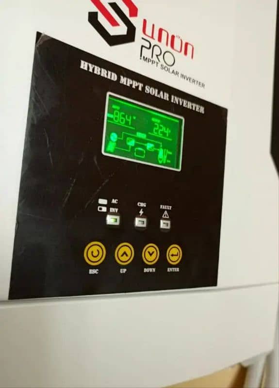 5.5Kw Hybrid Solar inverter for sale 0