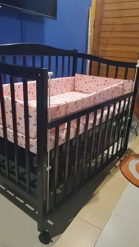 baby cot 4