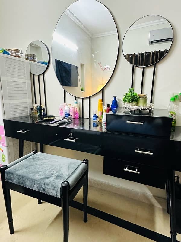 Dressing Table For Sale 2