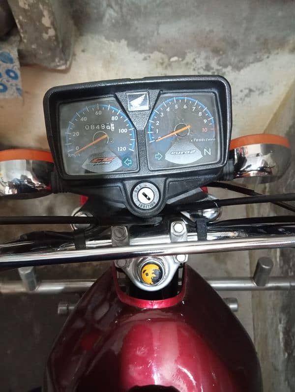 honda 125 2023 model 3