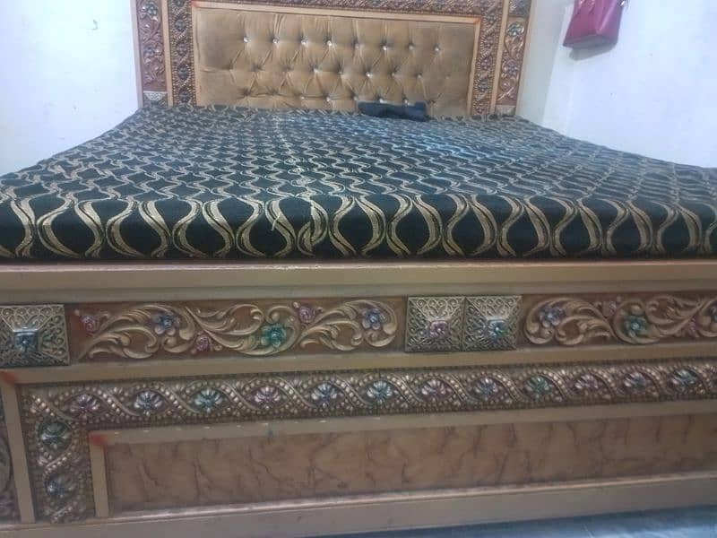 King size bed without Mattress 1