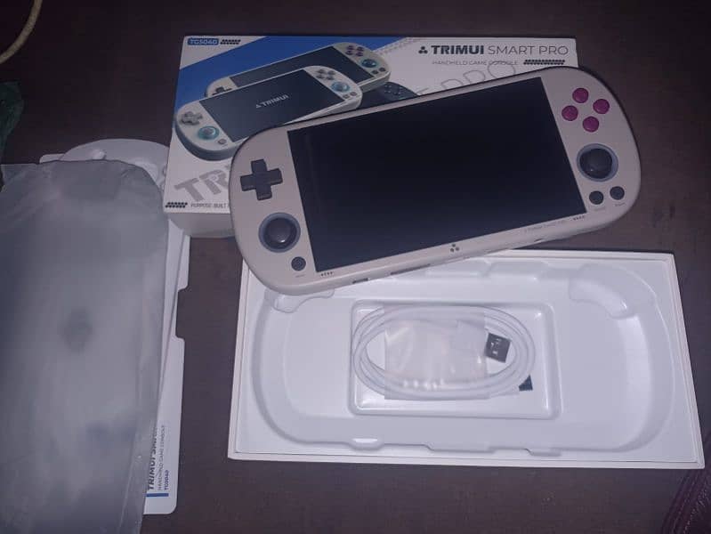 Trimui handle games 64gb 12000 games load All emulators games 4