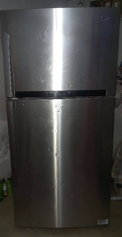 LG Full Size Refrigerator 1