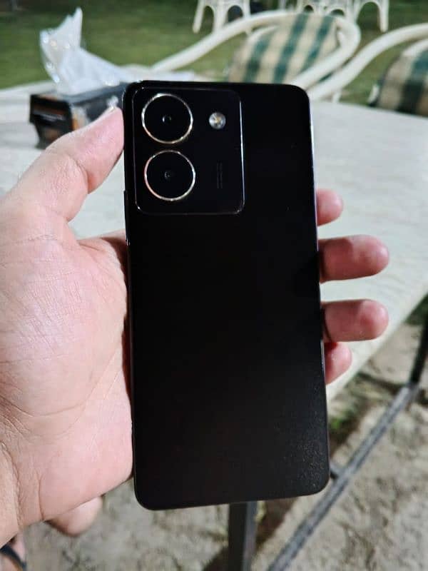 vivo y27s 0