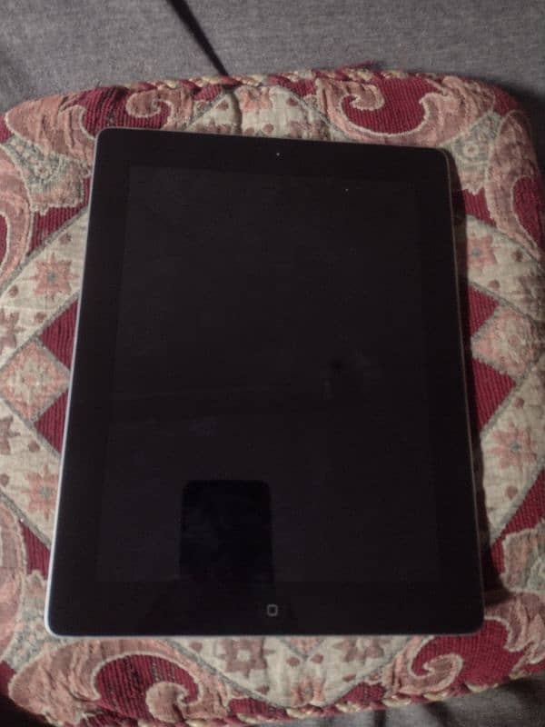 I pad 16 gb  designed by apple California assembled in china model 4