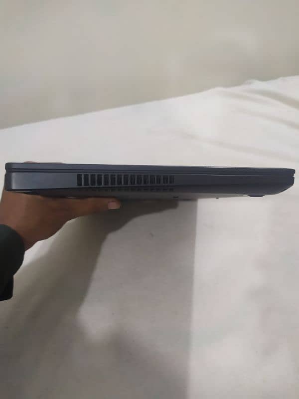 DELL LATITUDE 5570 2