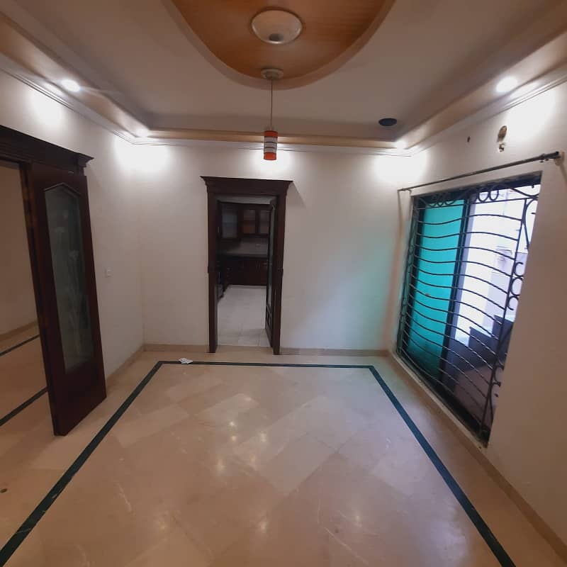 1 Kanal House 5 Beds Tv Lounge Drawing Room Dining Room 3 Kitchen Store Available For Rent Dha Phase 2 40