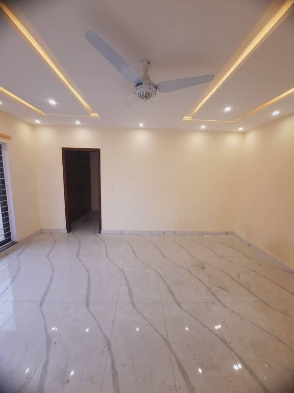 1 Kanal House 5 Bed, Brand New House For Rent Available In DHA Phase 3 11