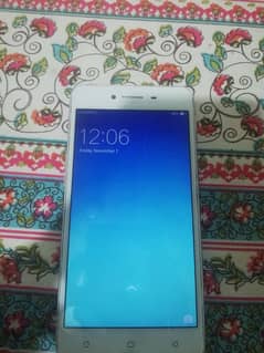 OPPO A37 good looking and official PTA approved