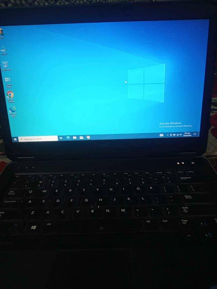 Latitude e6440 core i5 4th gen 4gb ram 320 gb hard 2