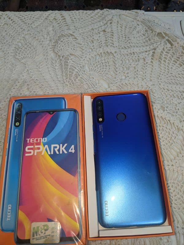 Tecno spark4  3 32gb with box 4