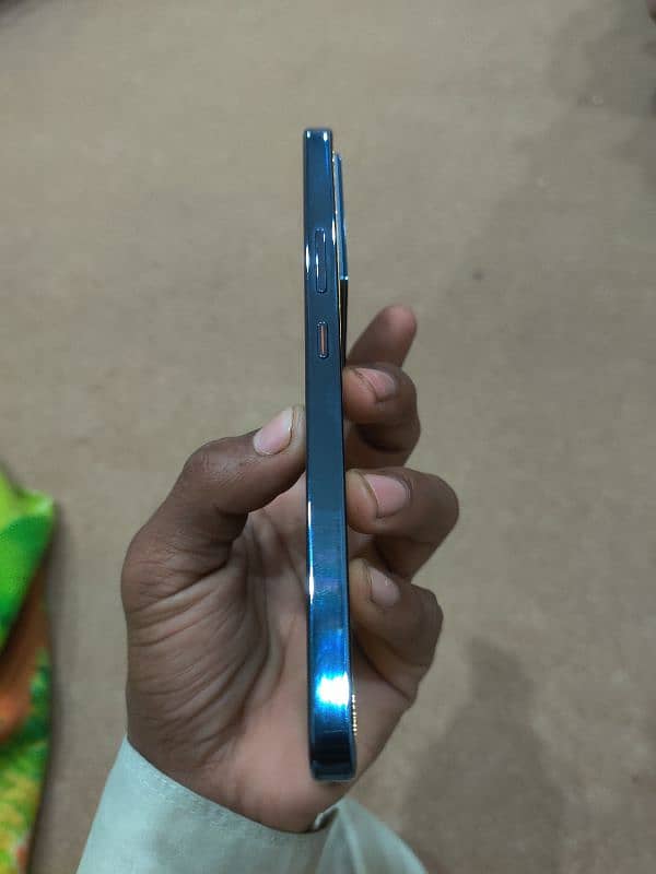 Infinix GT 20 pro 12+12 256gb 2