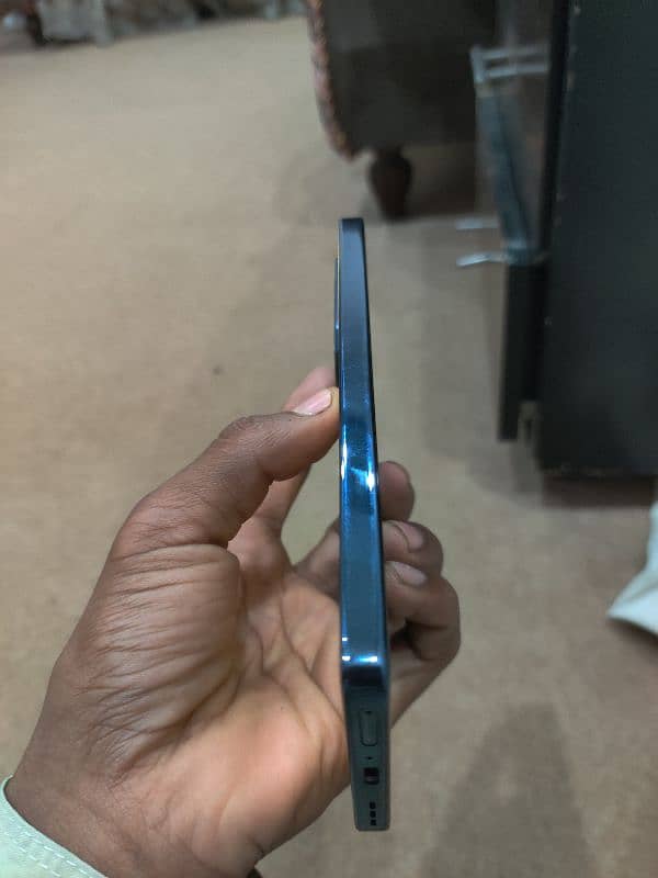 Infinix GT 20 pro 12+12 256gb 3