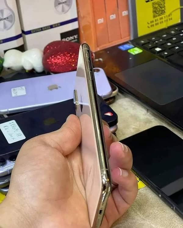 IPhone X Lush Condition two day offer only WhatsApp 0329-6346059 3