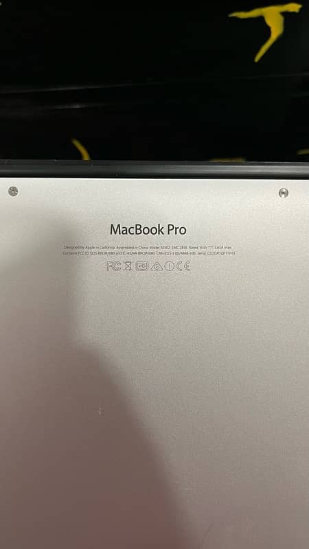 Macbook Pro (Retina, 13 Inch, Early 2015) 4