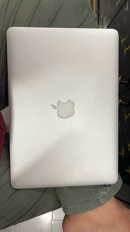 Macbook Pro (Retina, 13 Inch, Early 2015) 6