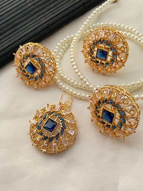 Gold & Silver Plated 8 Zircon Pendant Set With Adjustable Ring 1