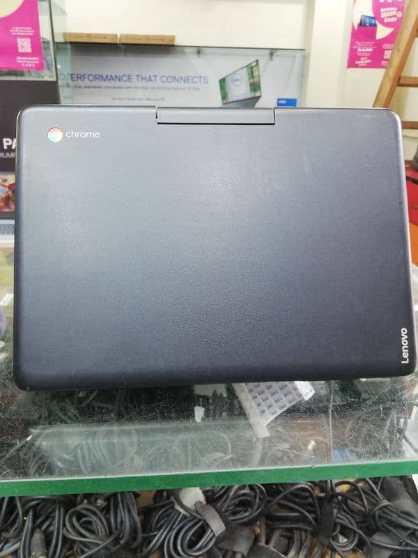 Mini lenovo chromebook laptop 1