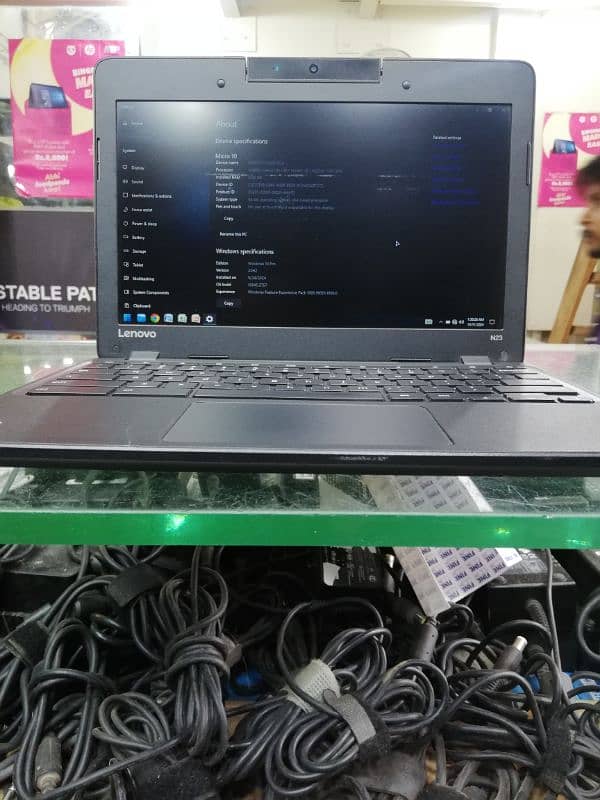 Mini lenovo chromebook laptop 3