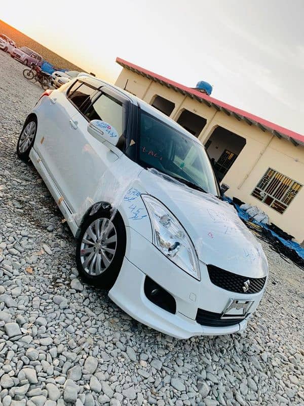 Suzuki Swift 2012 1