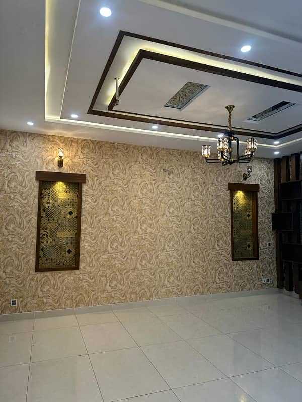 10 Marla House For Sale In Janipher Block Bahria Town Lahore 11